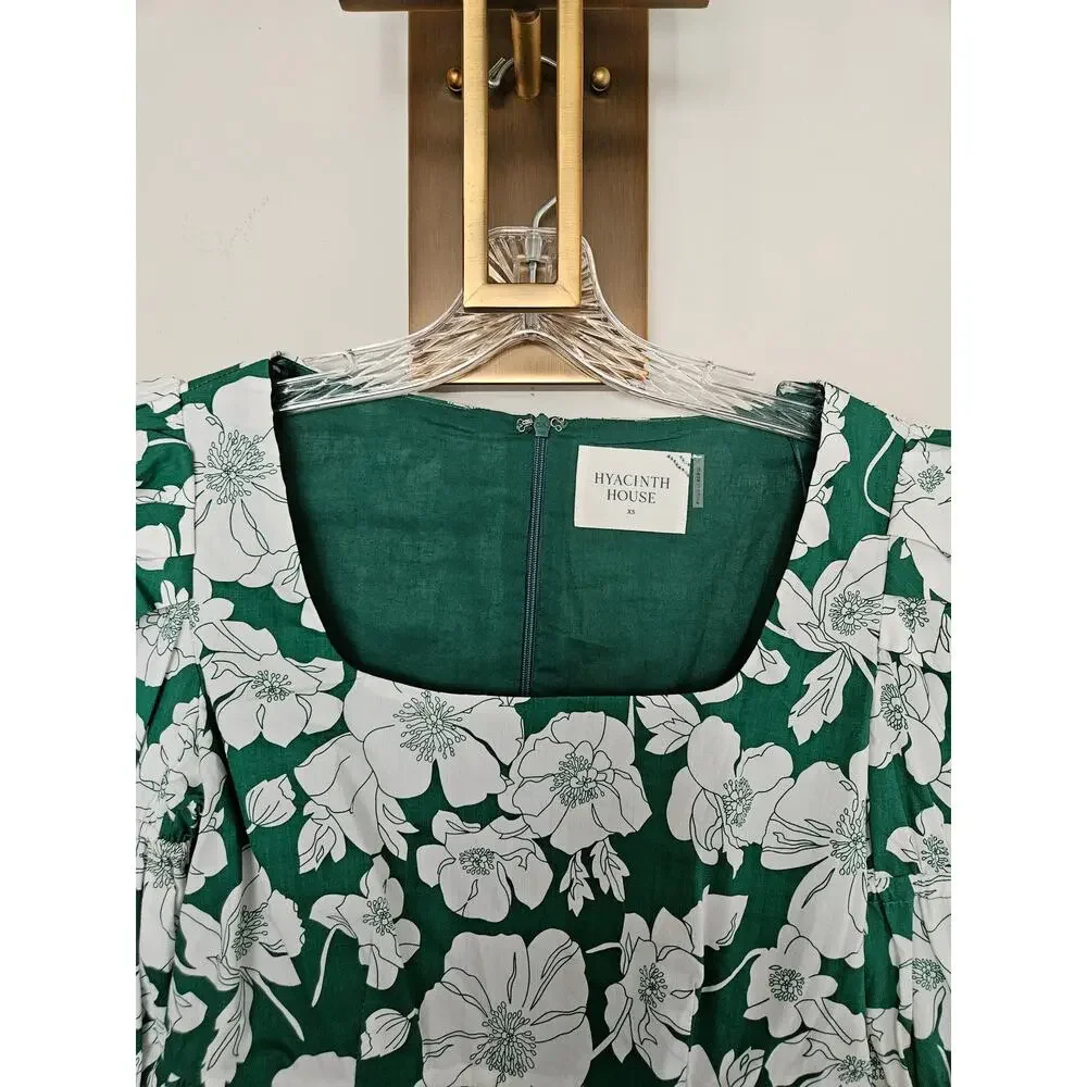 Tuckernuck Hyacinth House Green Floral Clemons Blouse NWT Size X-Small